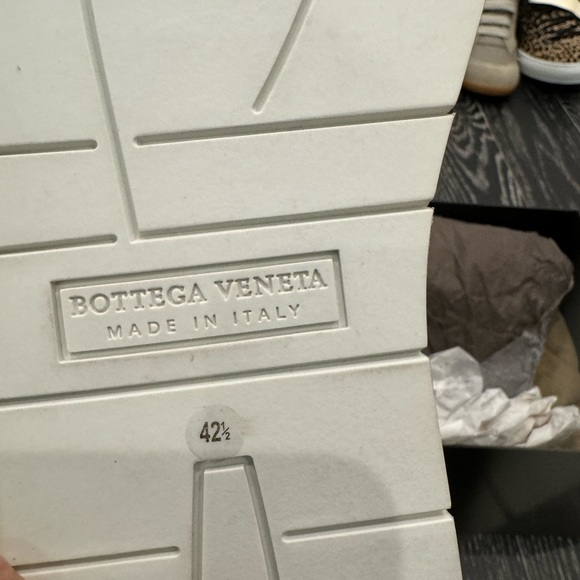 NIB Bottega Veneta trainers - Picture 6 of 10